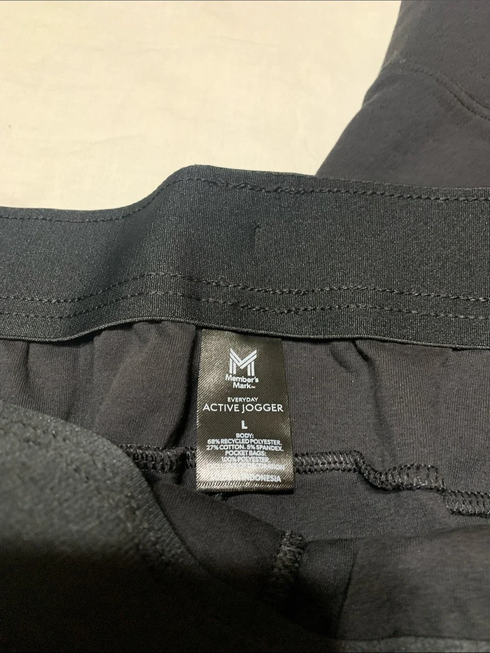 Men's Black Slim-Fit Jogger Sweatpants